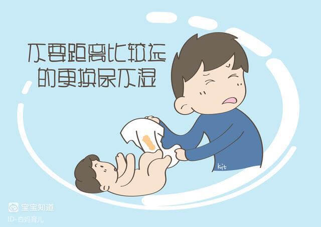 不會更換尿不濕，還有可能傷及寶寶的脊椎骨，到底是真還是假？-2