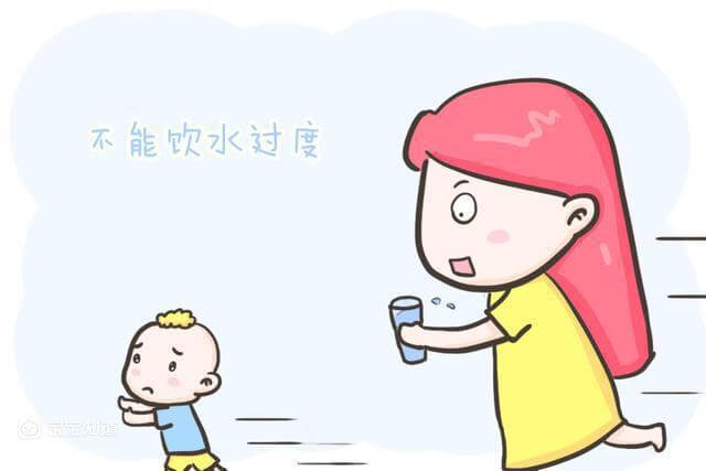 這個年齡段的寶寶不用喝水，不然影響寶寶健康！-1