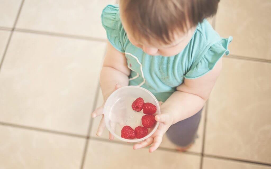 嬰幼兒的餵養能力,食欲和攝食行為及其對生長發育和社會心理發展的影響