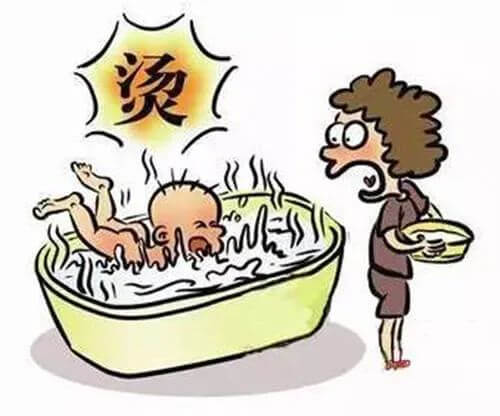 4歲娃燙傷，奶奶1個舉動卻害了他！ 這5字急救法，全家都要學會！